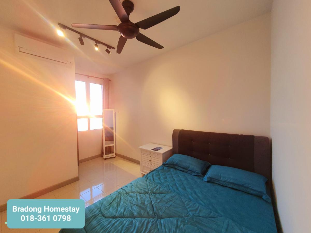 Bradong Homestay - Musllm Only, 3 Queen Bedrooms, Seaview, Infinity Pool, Gym, Near Drawbridge & Ktcc Mall クアラ・トレンガヌ エクステリア 写真