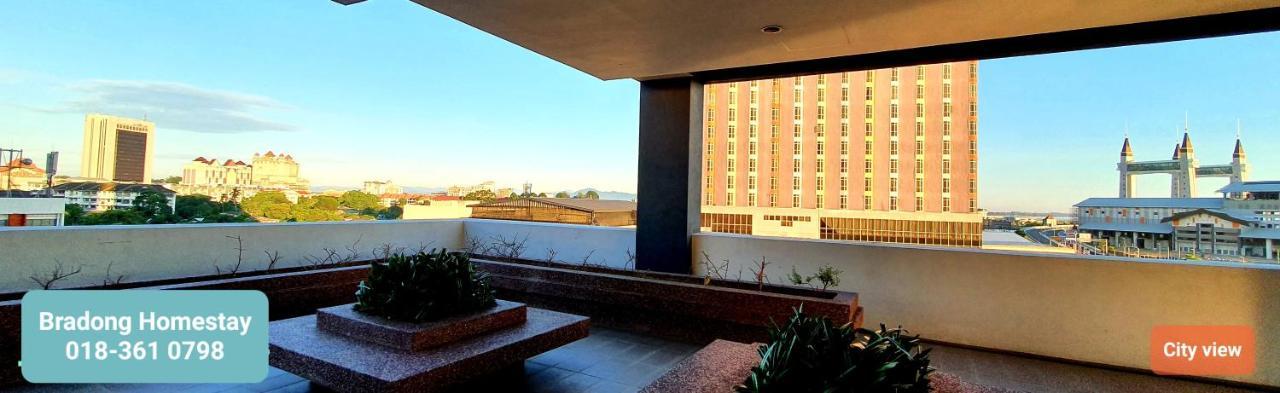 Bradong Homestay - Musllm Only, 3 Queen Bedrooms, Seaview, Infinity Pool, Gym, Near Drawbridge & Ktcc Mall クアラ・トレンガヌ エクステリア 写真